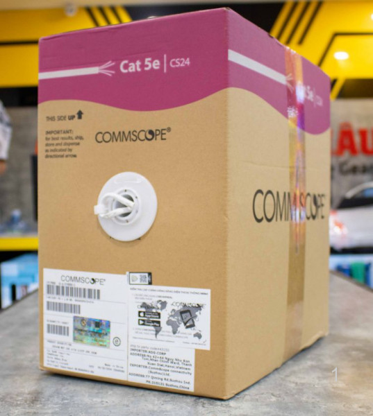 Dây cáp mạng Commscope Cat 5e CS24 6-219590-2 ( cuộn 305m)