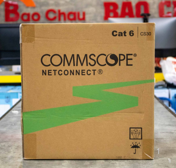 Dây cáp mạng Commscope Cat 6 CS30 1427071-6 ( cuộn 305m)