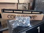 Patch Panel Kèm Nhân Commscope 760237040 + 9-1375191-2  (24 Port | 1U | CAT5E)
